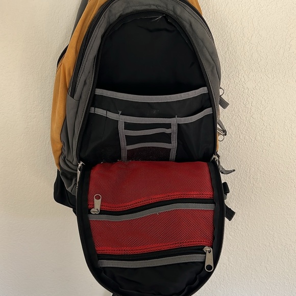 Jansport airlift backpack - Picture 3 of 8